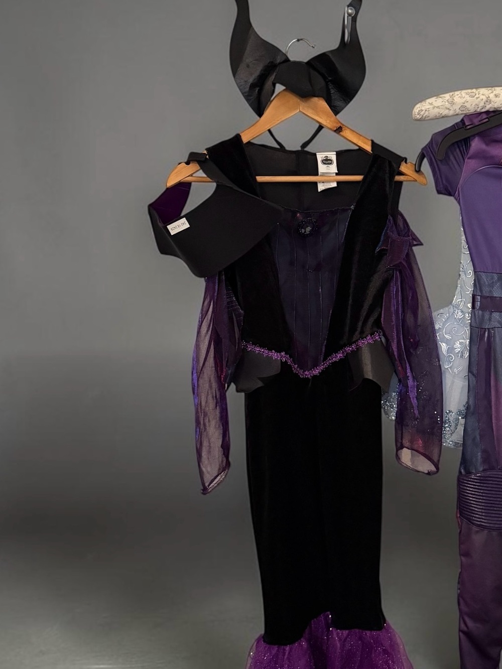Disney Villains Kids Sleeping Beauty Maleficent Costume 10-12 Large